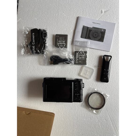 New Housoly 4k Digital Vlogging camera - Picture 5 of 5